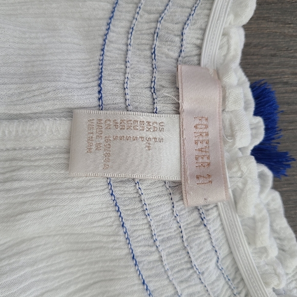 Embroidered Top - Picture 2 of 3